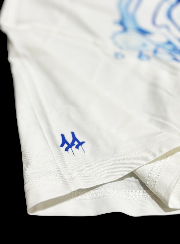 Chora Agora e Ri Depois • Azul no Branco • Edição Limitada